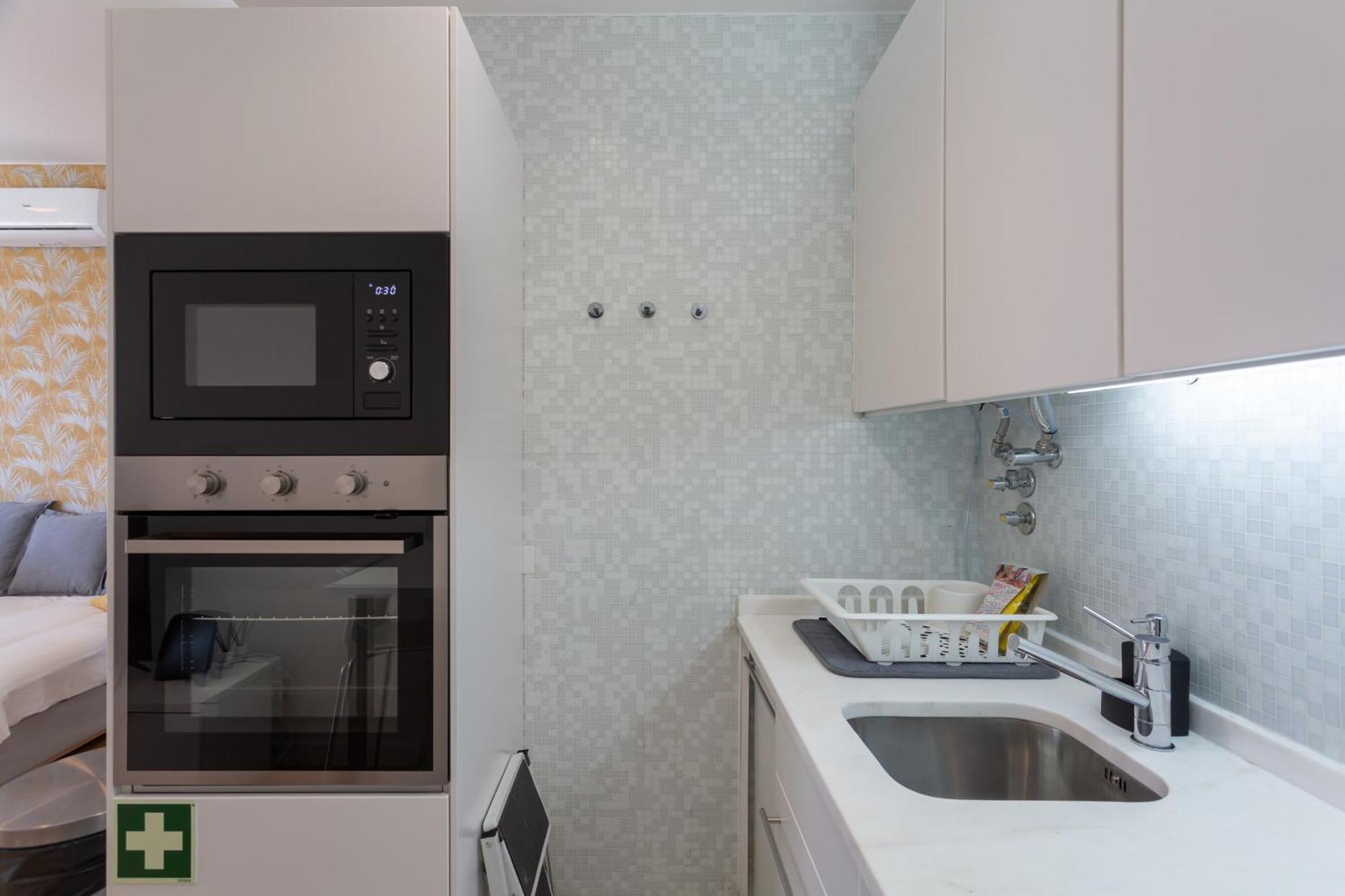 Appartamento Beguest Benfica Modern Flat Lisbona Esterno foto
