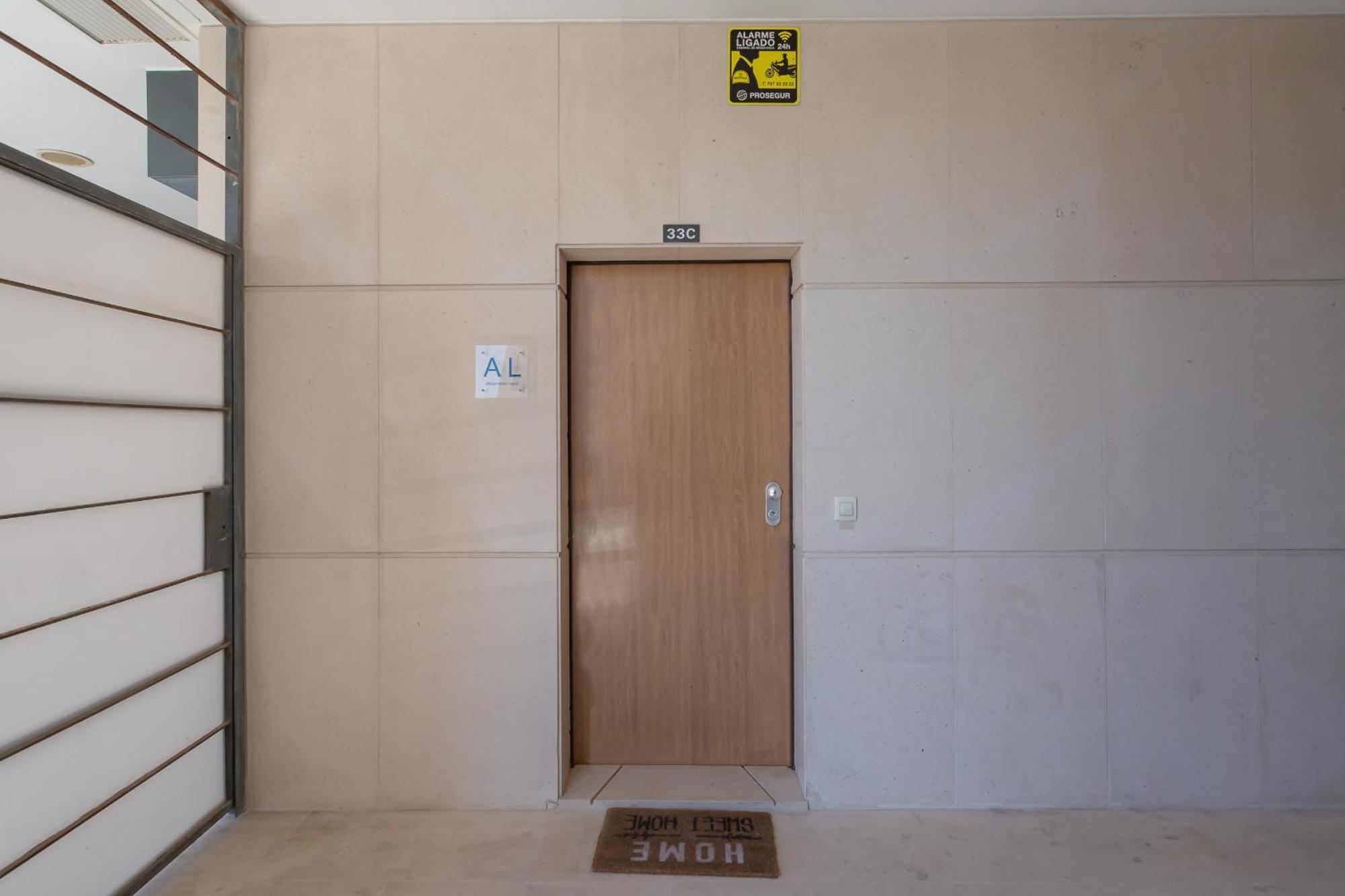 Appartamento Beguest Benfica Modern Flat Lisbona Esterno foto